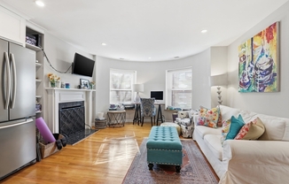 95 Gainsborough St 102