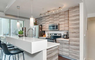 604 North Bluff Dr, #127