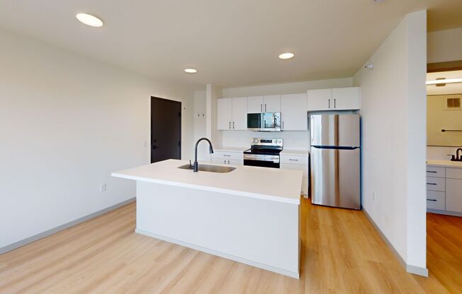 1 bed, 1 bath, 590 sqft, $895, Unit 905-301