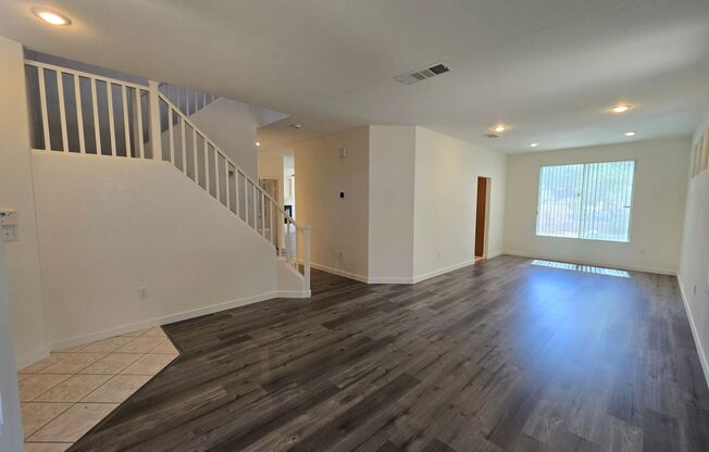 3 beds, 3 baths, $2,395
