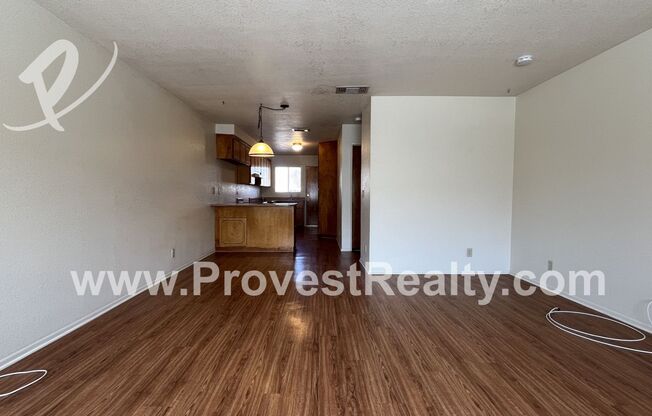 2 beds, 2 baths, 985 sqft, $1,575, Unit Unit E