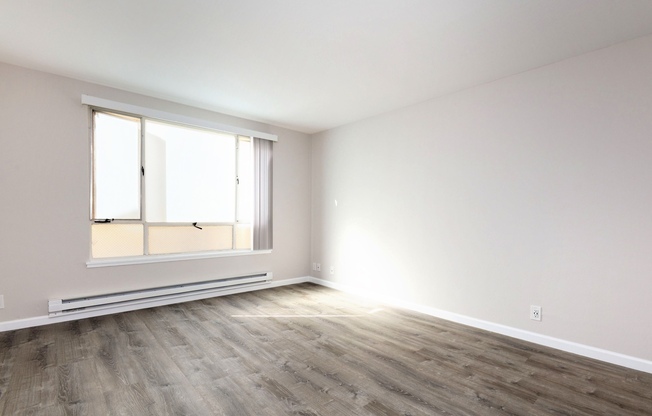 Studio, 1 bath, 500 sqft, $1,800, Unit 107