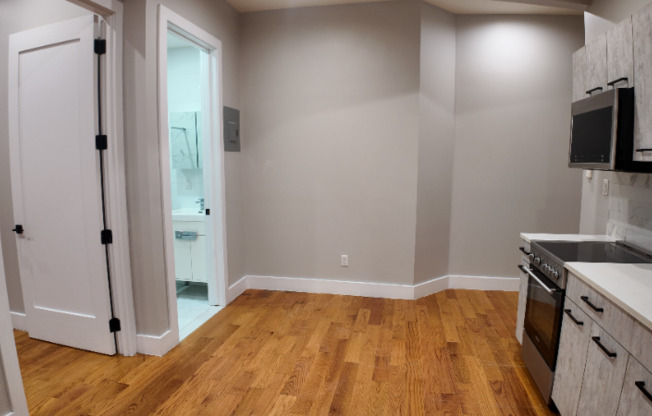 1223 BUSHWICK Avenue