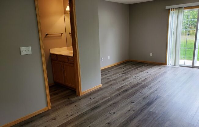 2 beds, 1.5 baths, 1,080 sqft, $1,795, Unit 3246