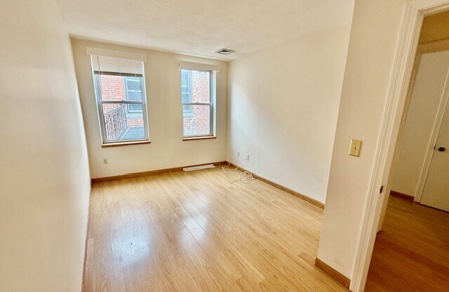 115 RICHMOND ST