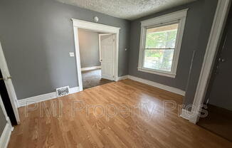 1415 N 37 ST