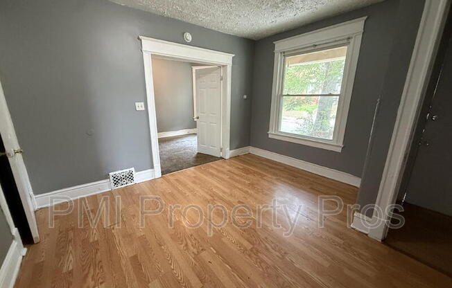 1415 N 37 ST