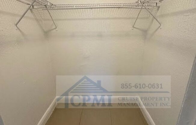 2 beds, 1 bath, 827 sqft, $1,850, Unit 644