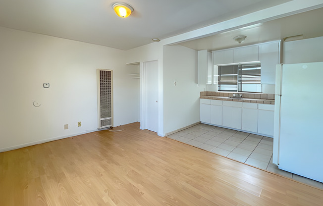 Centinela Apartments