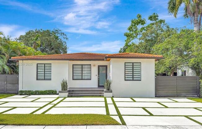130 SW 25 RD