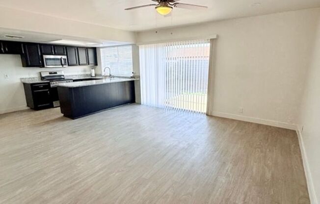 Beautiful Home in Mesa with NO HOA