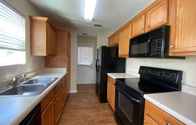 PRE-LEASING FOR AUGUST 2025!