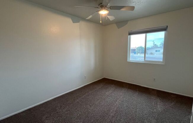 3 beds, 2 baths, $1,650