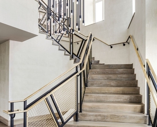 1 bed, 1 bath, 795 sqft, $4,445, Unit 10H