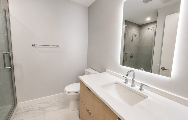 2 beds, 2 baths, 867 sqft, $3,995, Unit 301