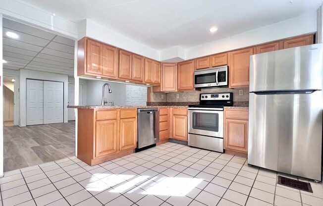 Spacious 2-Bedroom Apartment in Rittenhouse Square