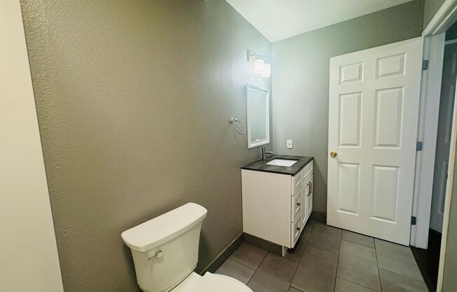 1 bed, 1 bath, $1,550, Unit #53