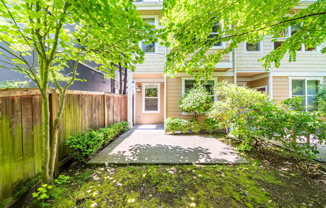 Welcome to Pacific Pointe