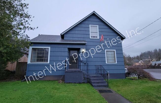 Super Cute Oregon City 3bd Home with Washer/dryer included, Yard, Deck and More!