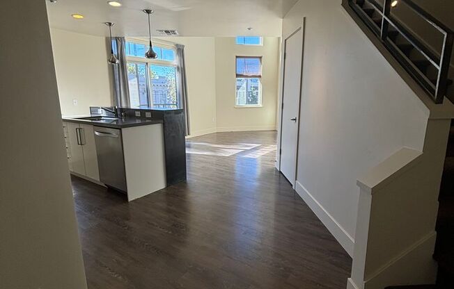 The Broadway Triangle - Residential