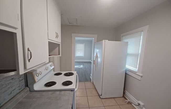 2 beds, 1 bath, 752 sqft, $1,250