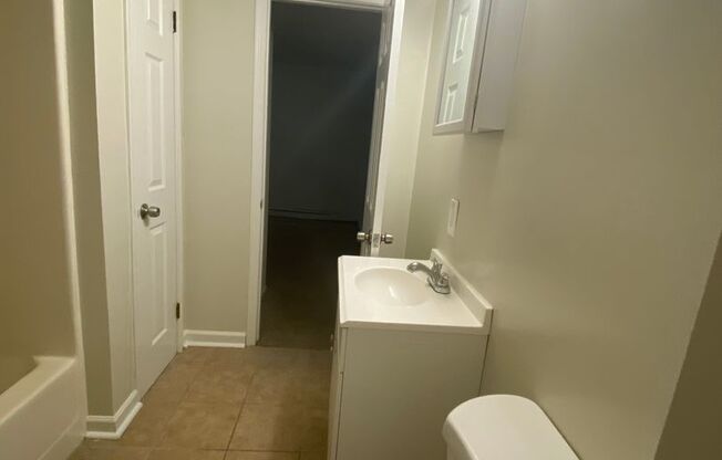 1 bed, 1 bath, 460 sqft, $1,150, Unit 207