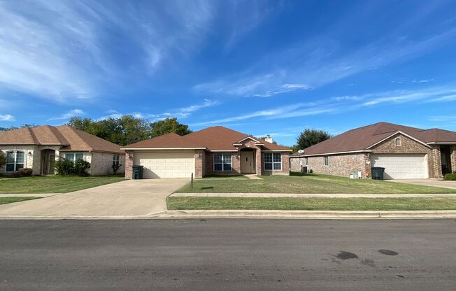 4 beds, 2 baths, $1,850