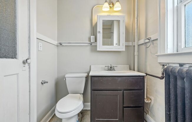 1 bed, 2 baths, 962 sqft, $1,159, Unit 405
