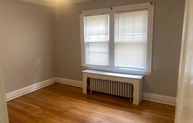 2 beds, 1 bath, 1,500 sqft, $1,850, Unit 810-202