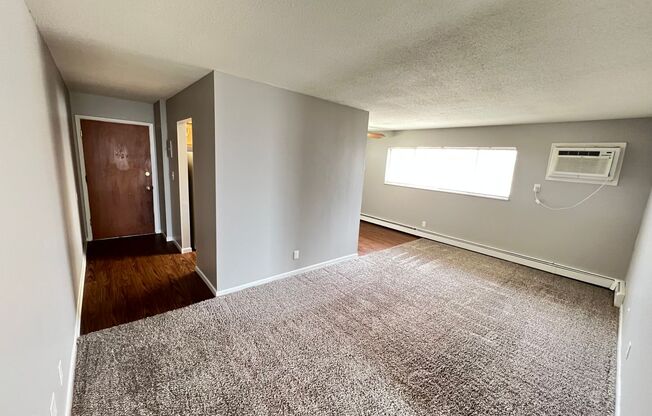 1 bed, 1 bath, 750 sqft, $850, Unit 26