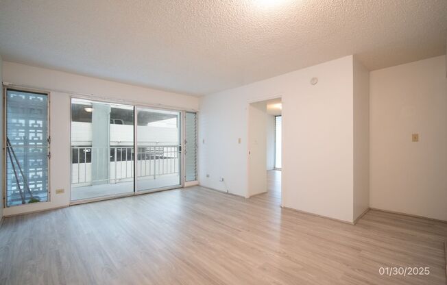 2 bedroom/2 bath/1 parking in Coral Terrace