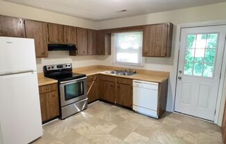 2 beds, 1 bath, $895