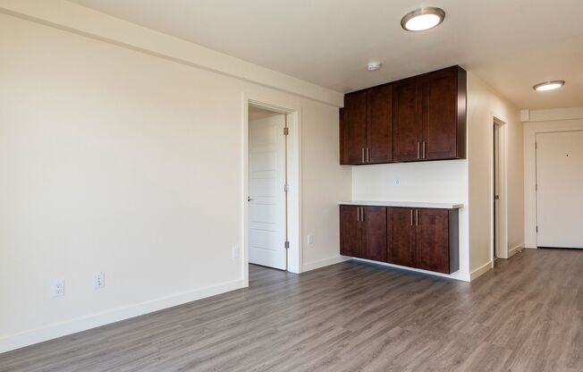 The Dexter - Located on Dexter Ave is steps from the Fremont Bridge