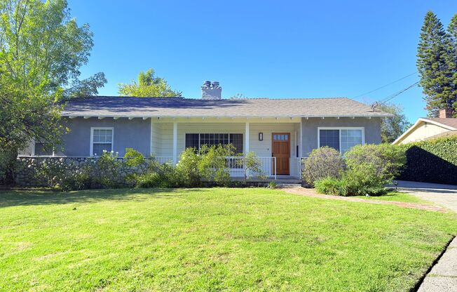Stunning 4-Bedroom Home in Quiet North Hills