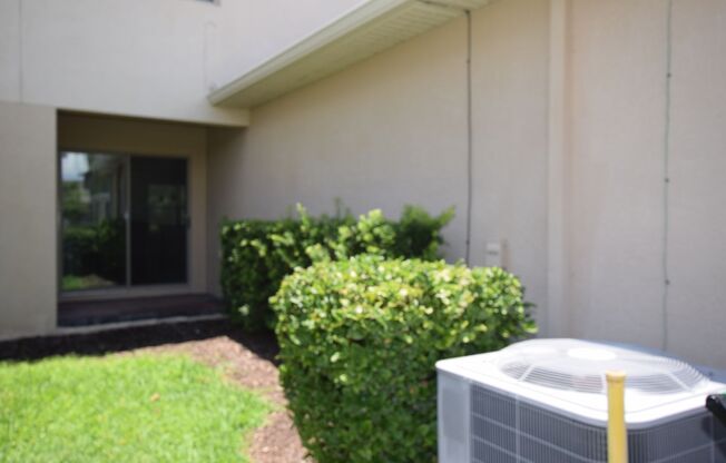 3 Bedroom, 2 Baths Single Family Home For Rent at 16097 Pebble Bluff Loop Winter Garden, Fl. 34787.