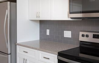 1 bed, 1 bath, $2,450, Unit 204