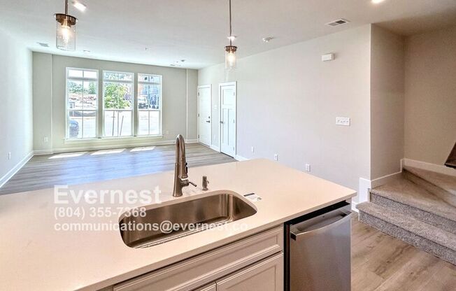 12112 CALGARY LOOP