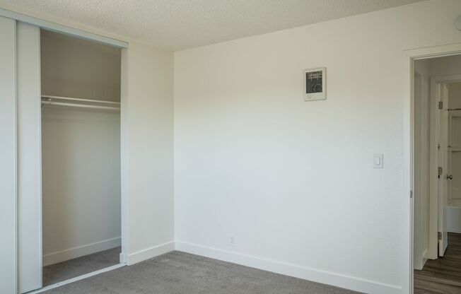 2 beds, 1 bath, 800 sqft, $2,195, Unit G02