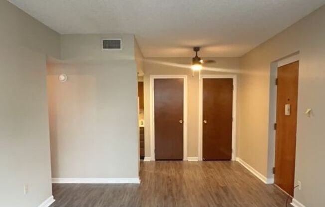 1 bed, 1 bath, $1,600