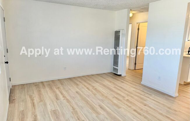 Newly Remodeled 2 Bedroom 1 bathroom Home!