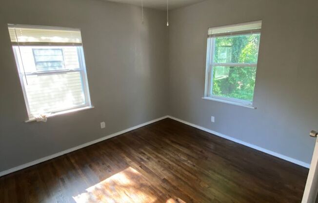 Gorgeous 3 Bed, 2 Bath Home with Modern Upgrades!