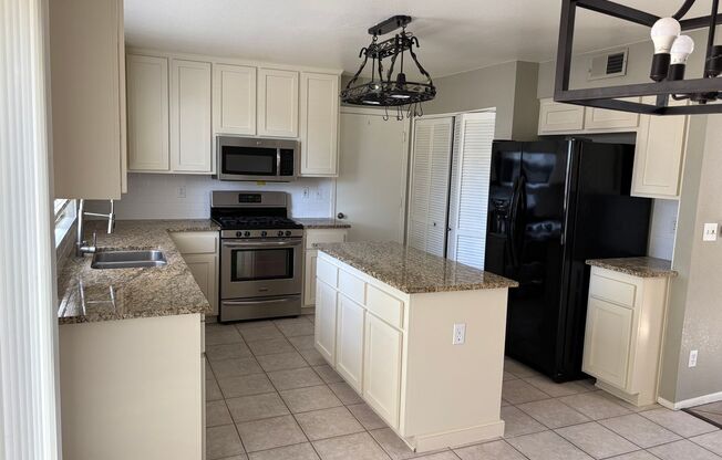 Lovely Home in the Laguna New Dimensions HOA