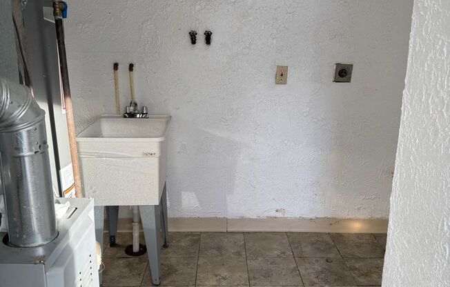 Warrensville Heights 2 bedroom Townhome