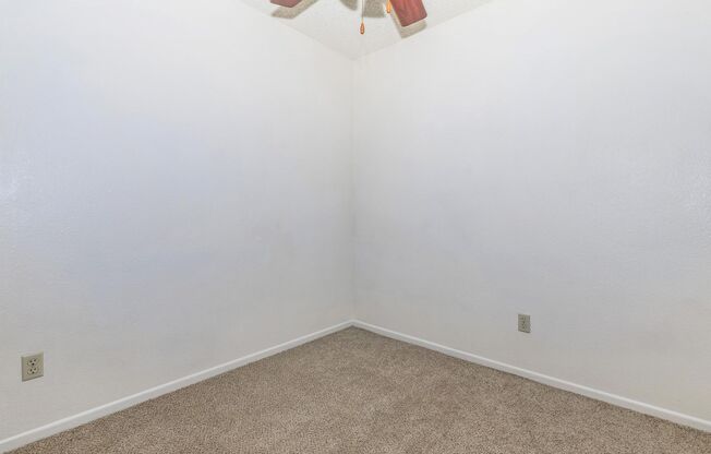 Studio, 1 bath, 416 sqft, $929