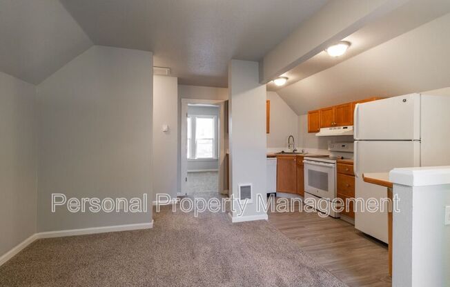 409 W McLoughlin Blvd