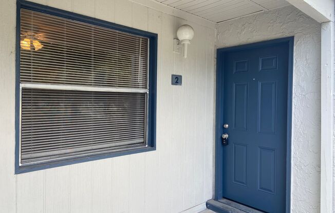 1BD/1BA Apartment off Curry Ford in Henley Park Apartments!