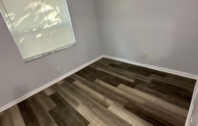 Fully Renovated 3/1.5 -Single Family! Available for Immediate Rent!