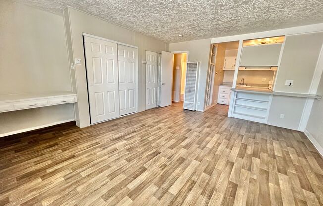 Studio, 1 bath, 400 sqft, $695, Unit Unit 73