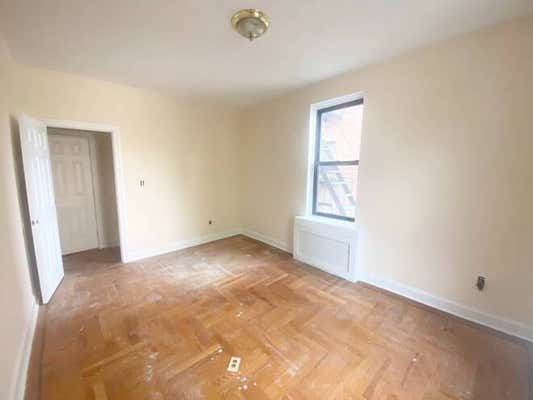 8302 6 AVE 