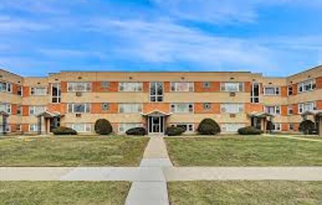 8757-8775 S Beverly St